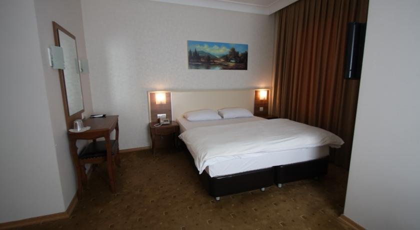 Адана: Antana Hotel