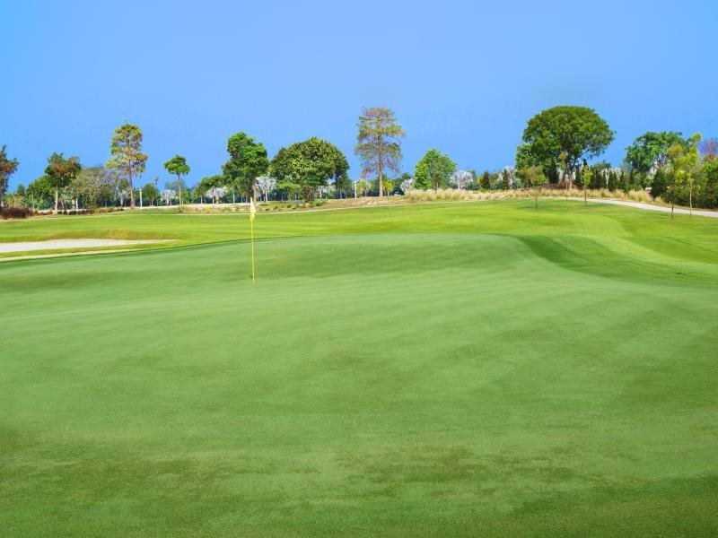 Мае-Он: Gassan Lake City Golf Club & Resort