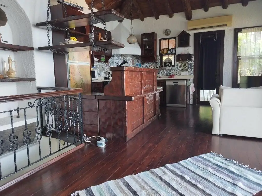 Аланья: Escape to History in a Stunning Stone House with Garden and Sea View in the Heart of Alanya