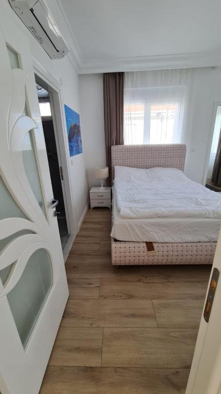 Анталья: orman manzaralı havuzlu villa