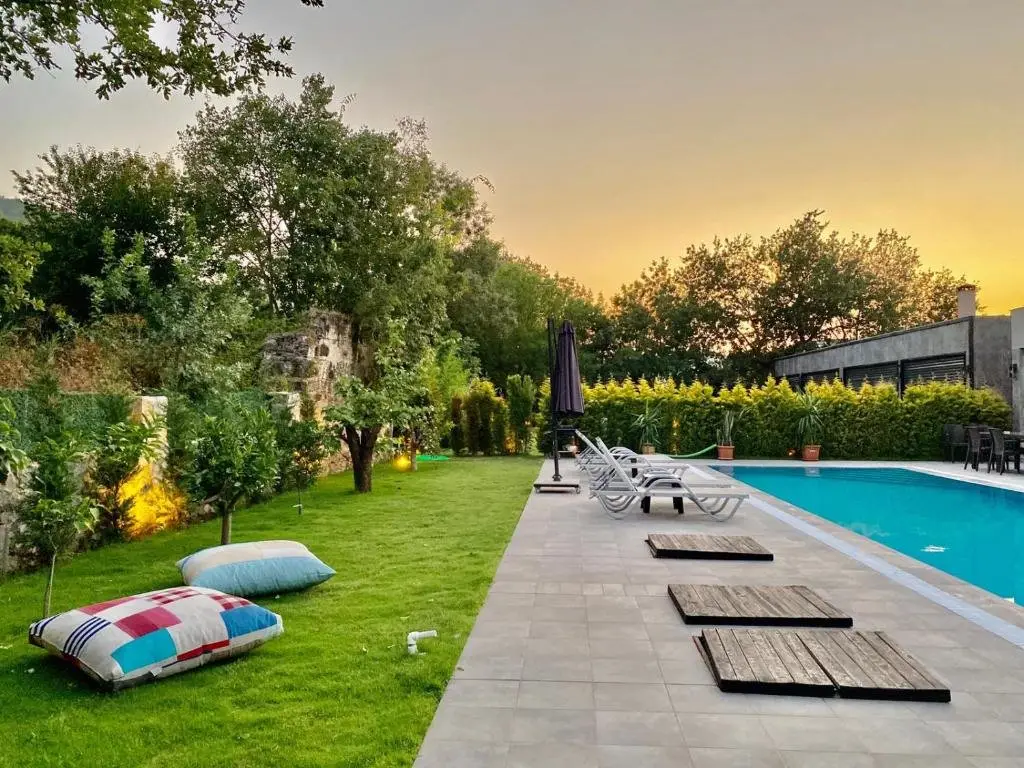 Фетхие: Kayaköy'de Kiralık 8 Kişilik Lüks Villa