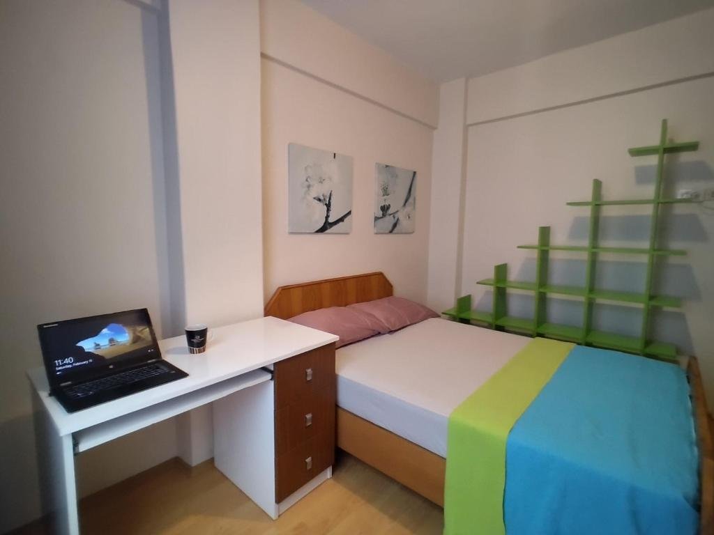 Стамбул: Feeling at home in İstanbul Center 5 Minutes walk to The Ataköy Metro Station & Metrobus
