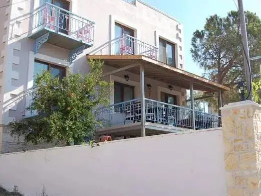 Фоча: Foca Erguvan Hotel