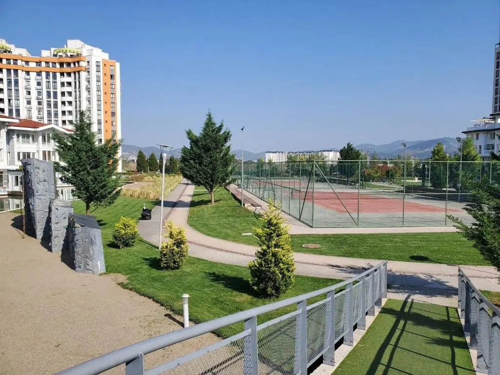 Бурса: Hallmark Bursa
