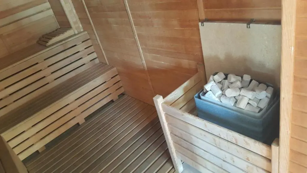 Аланья: Dinek mahallesi,Eski Antalya yplu cad.,Uygun Cleopatra 3 Sitesi no:59 Blok:E daire:2