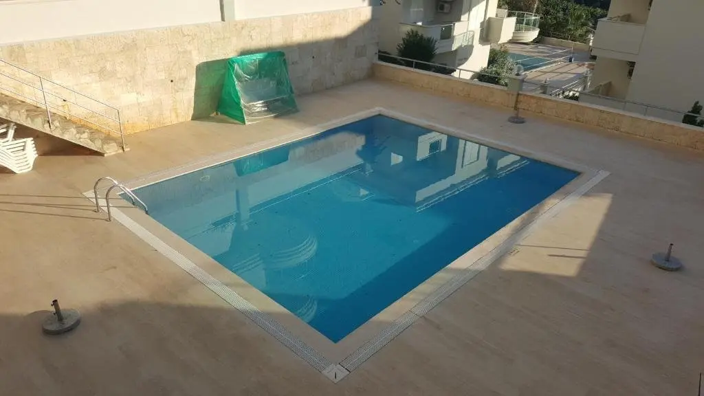 Аланья: Dinek mahallesi,Eski Antalya yplu cad.,Uygun Cleopatra 3 Sitesi no:59 Blok:E daire:2