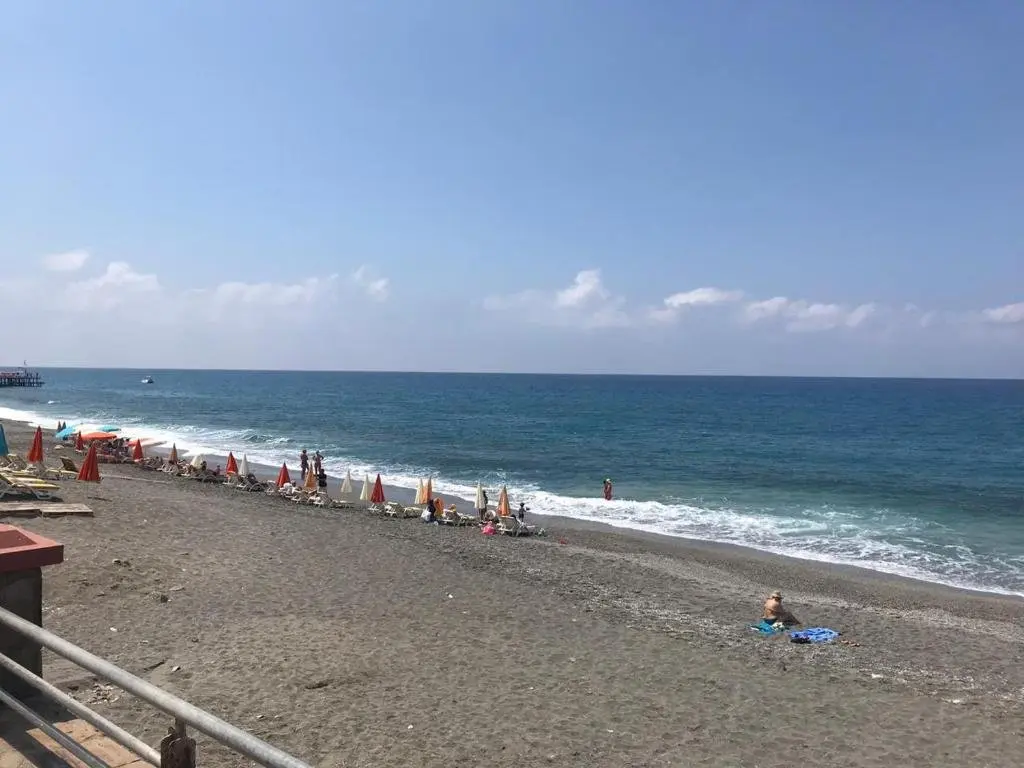 Аланья: Empire Residence Alanya/Mahmutlar 50m от моря