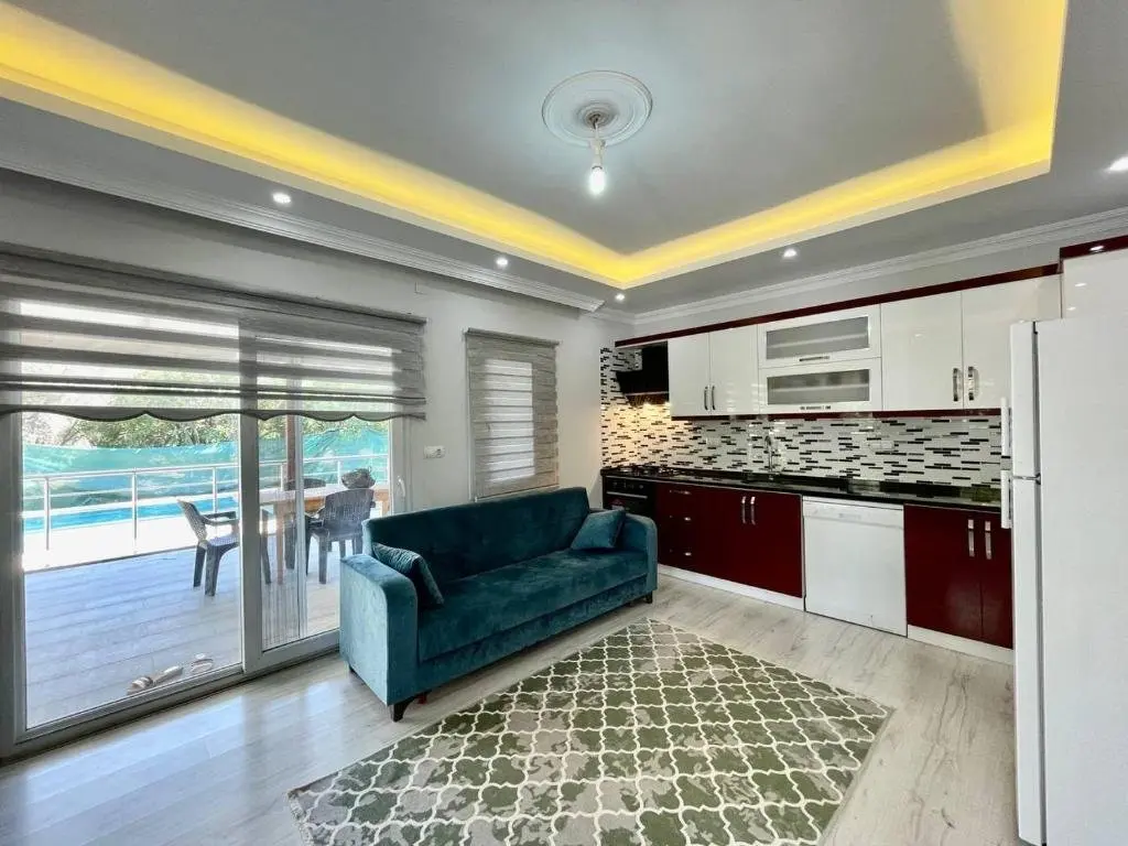 Фетхие: Avci Villa-Fethiye 3+1 in Garden with Private Pool, 10 minutes to the beach