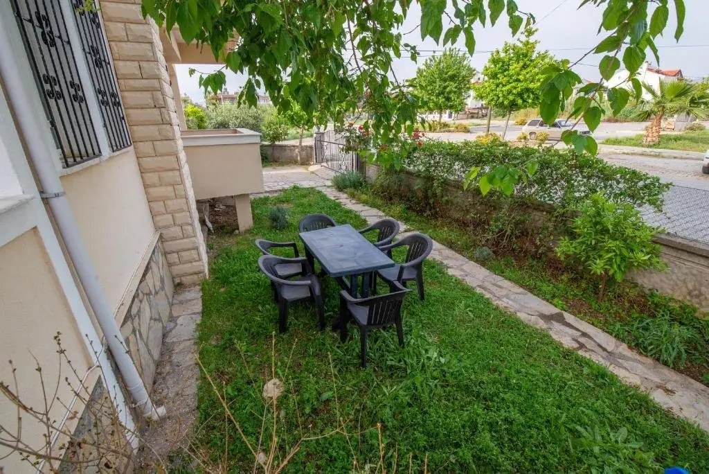 Фетхие: Sahile Yakın Havuzlu Villa 6+2 kişilik