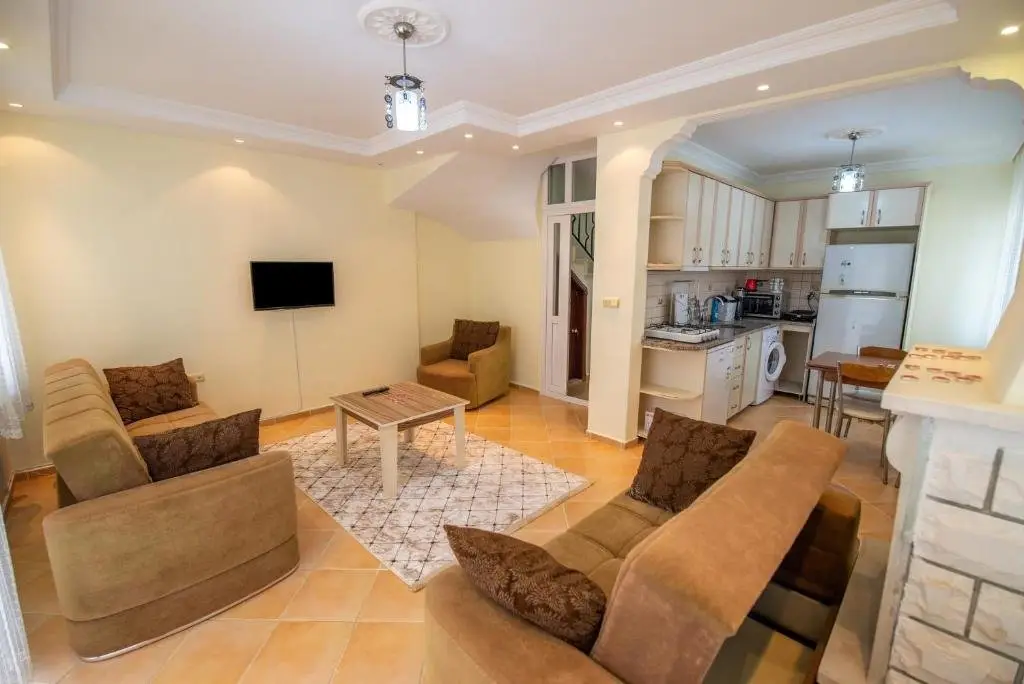 Фетхие: Sahile Yakın Havuzlu Villa 6+2 kişilik
