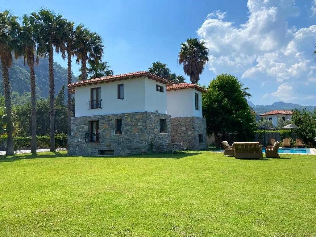 Villa Merry - Dalyan Stonehouse with Palmtrees, 50m to River — фото 1