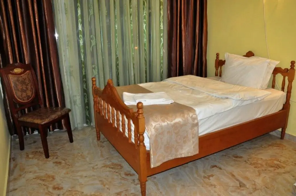 Тбилиси: White Palace Hotel