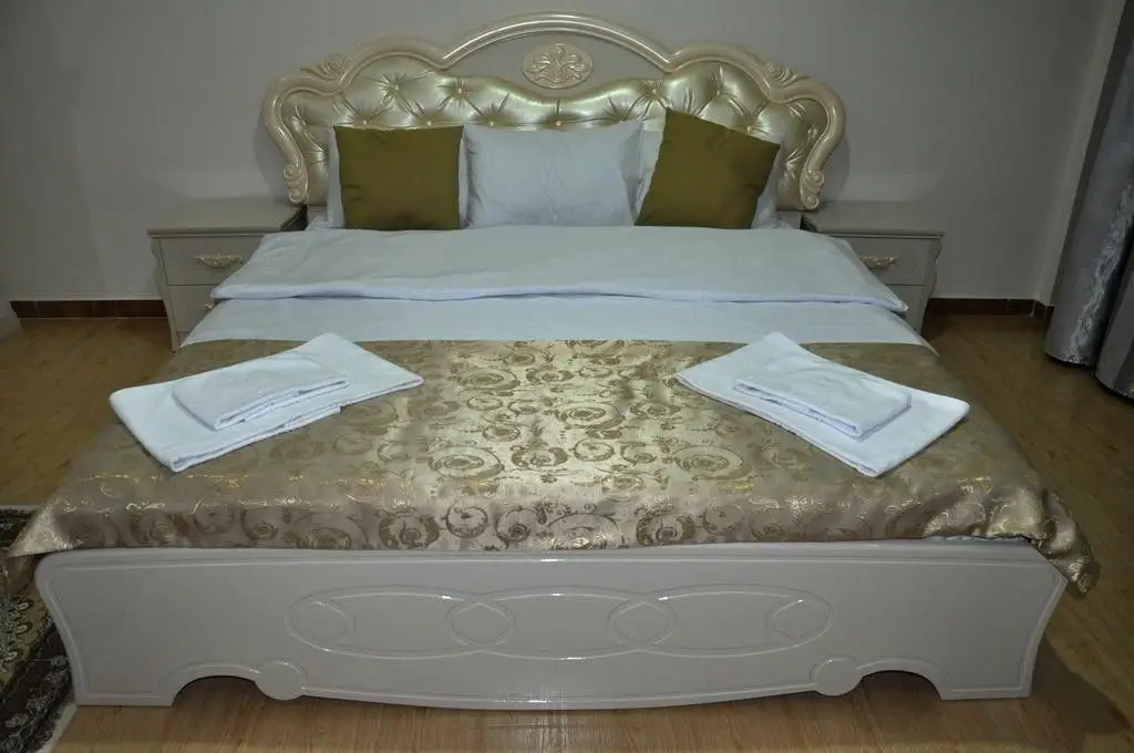 Тбилиси: White Palace Hotel