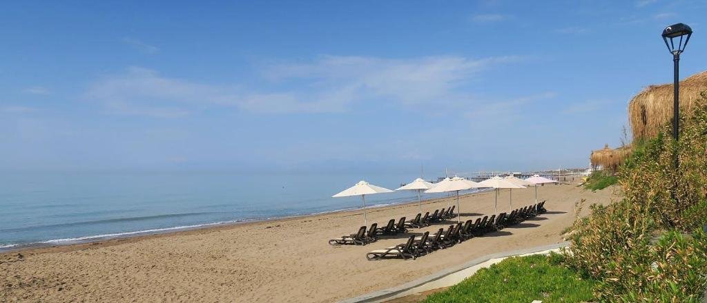 Белек: Villa Aslam, Kadriye Mahallesi 236 Sokak No: 1-4 Tolerance Golf Sitesi C-1 Blok, Serik, Antalya