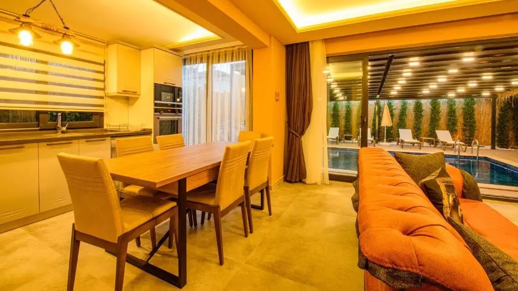 Фетхие: Söğüt 3 - 4 Bedroom with jacuzzi in Fethiye