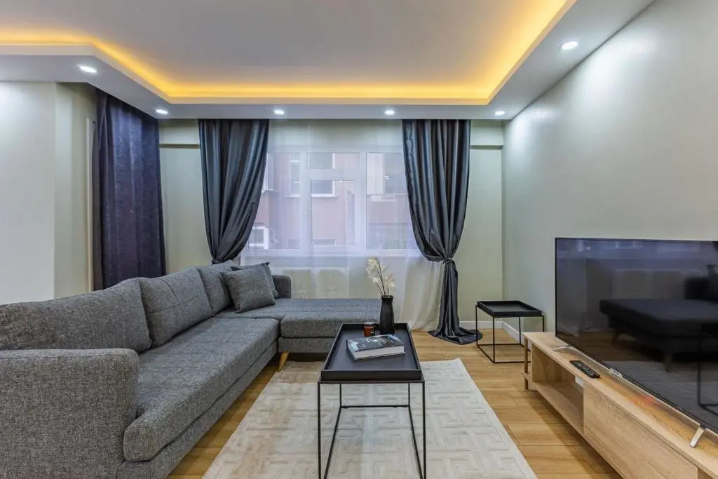 Стамбул: Modern and Well Designed Apartment Near Public Transportation in Maltepe