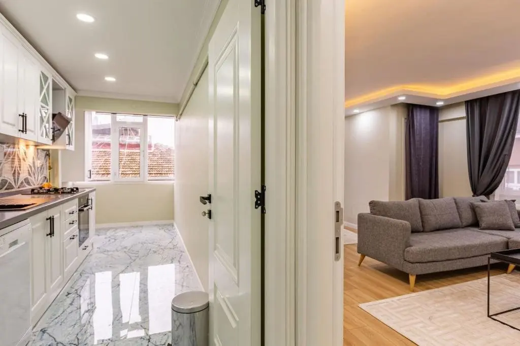 Стамбул: Modern and Well Designed Apartment Near Public Transportation in Maltepe