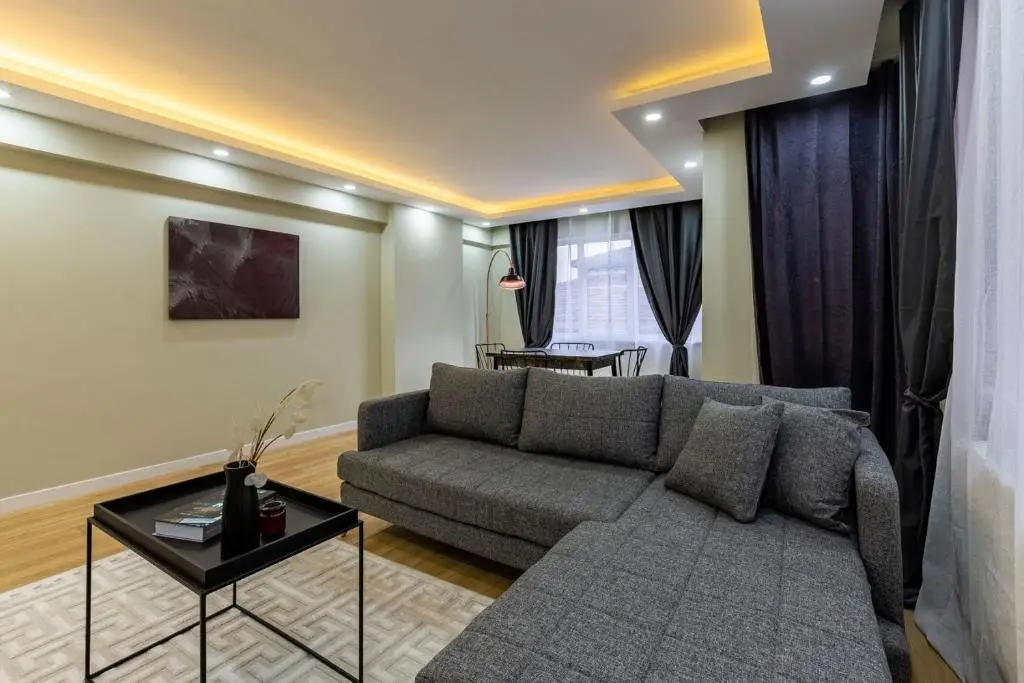 Стамбул: Modern and Well Designed Apartment Near Public Transportation in Maltepe