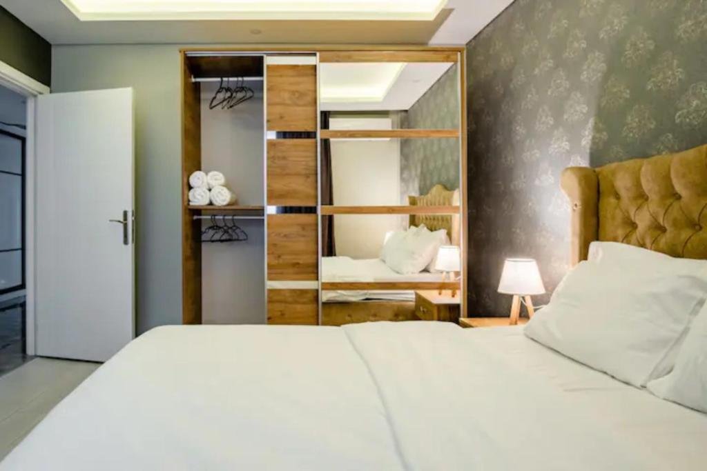 Стамбул: First flr 2bdr Modern New Apt in Center