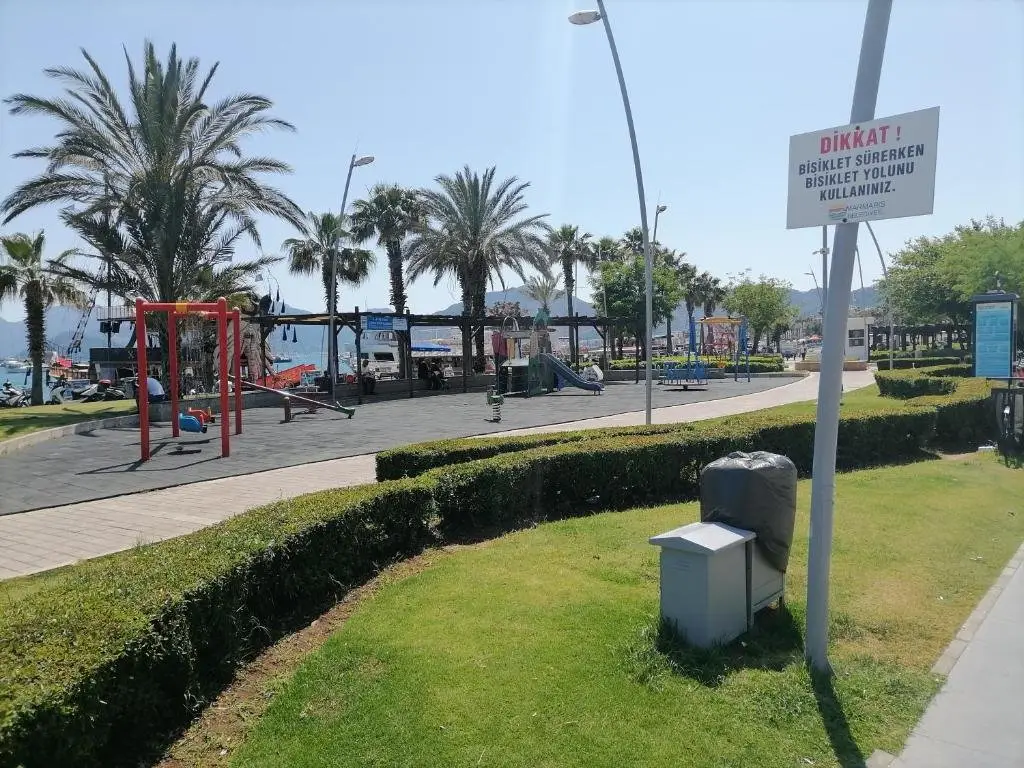 Sea View Flat in Marmaris Center,1 Minut To Beach — фото 1