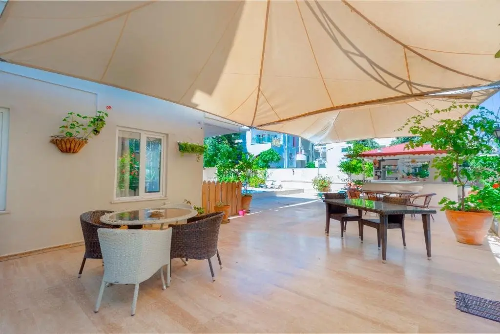 Аланья: WEEKLY rent of 2+1 apartment 250 m from the sea and in center of all need/Alanyas