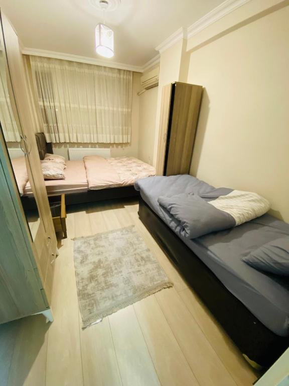 Стамбул: New Flat 1 Minutes To Metro it has elevetır