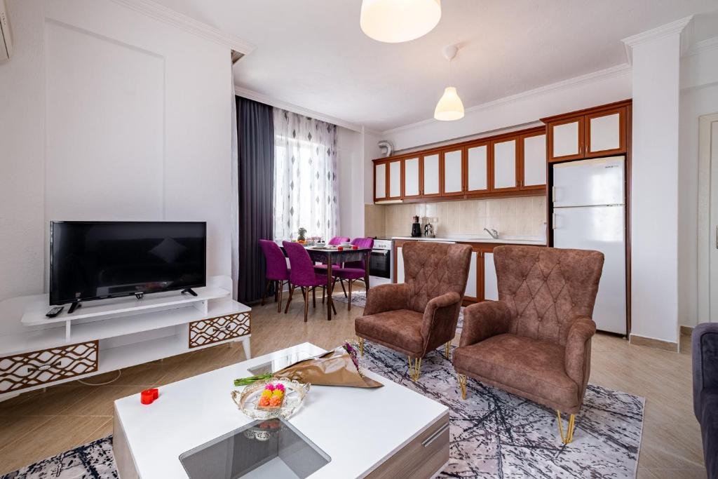 Assos Apart: Havuzlu sitede tamamı sizin 2 oda 1 salon daire — фото 1