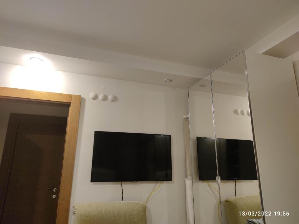 New 1 Bdr Apt In The Best Location 250M.From Beach — фото 1
