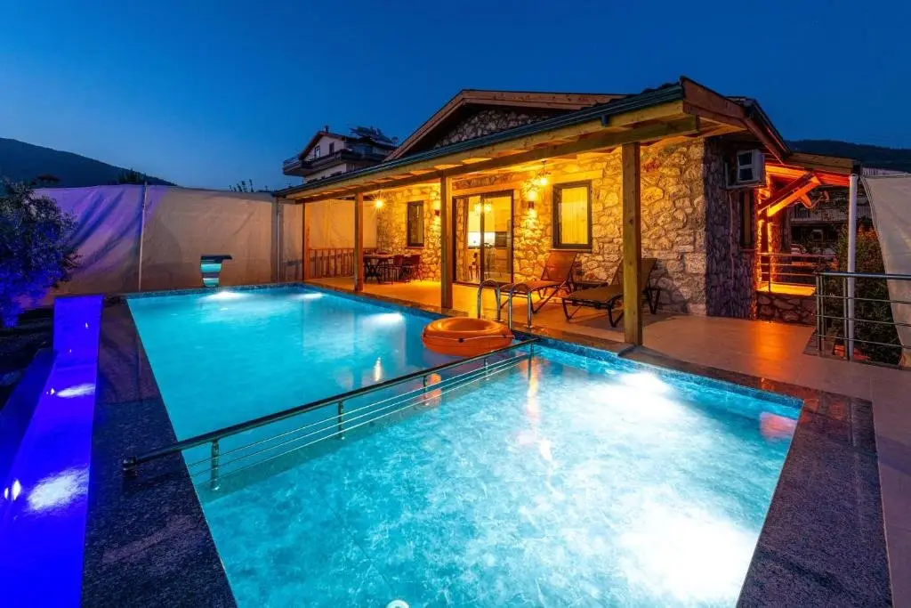 Фетхие: Beyza- Fethiye'de 2+1 Jakuzili Villa