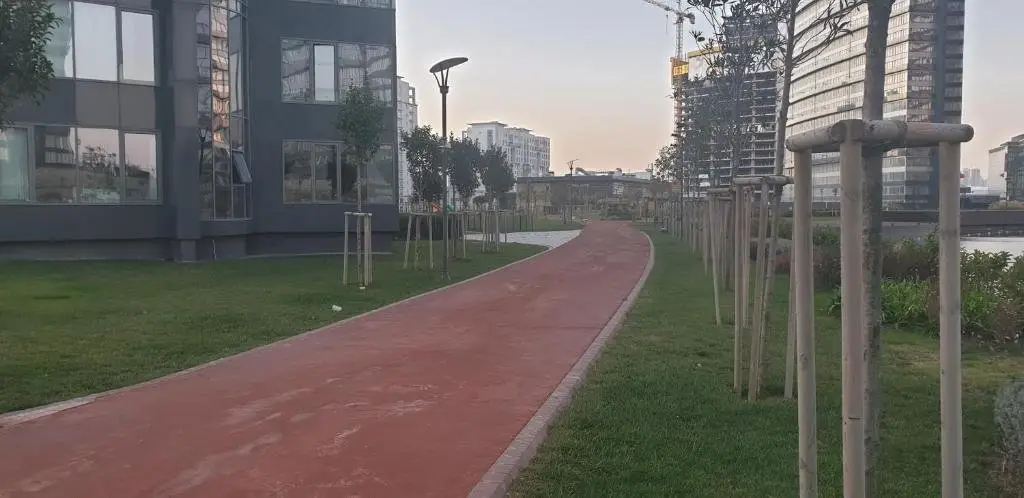 Стамбул: New and Lovely 2 Bedroom Apartment Next to Akbati Mall and the Tennis Academy