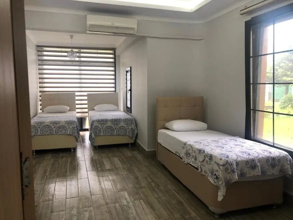 Арсин: Seyran Seaside Apartments- 2-garden floor