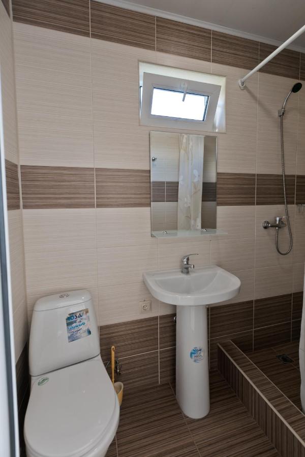 Вардане: Mini Hotel Beliy Parus