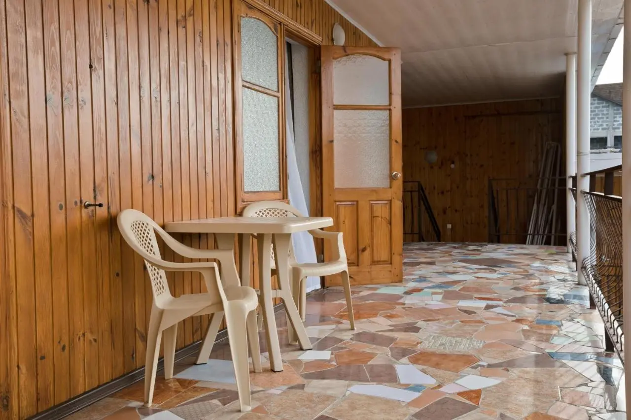 Вардане: Mini Hotel Beliy Parus