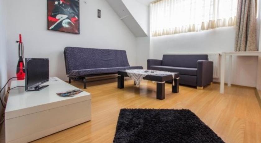Стамбул: Cihangir Apartmani