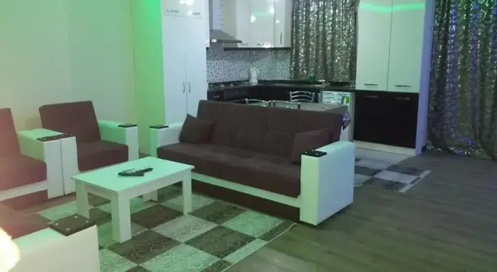 Измир: Ares House