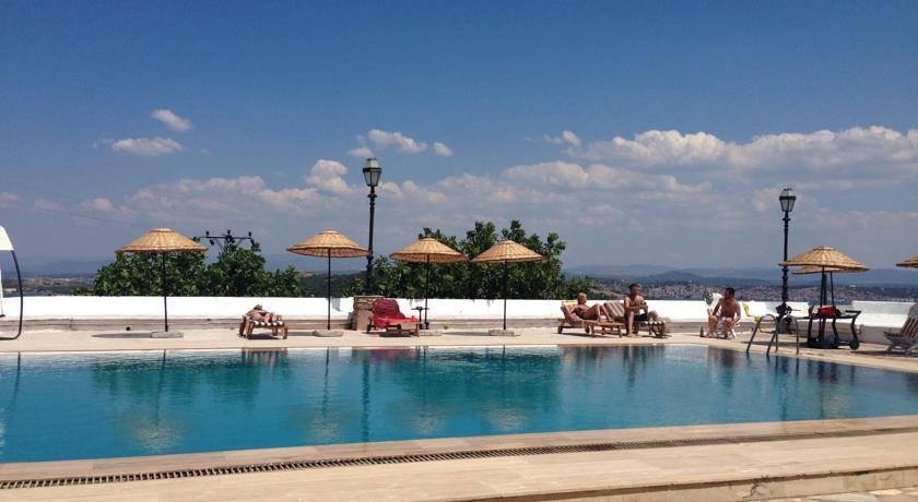 Айвалык: Mr.Zeus Hotel