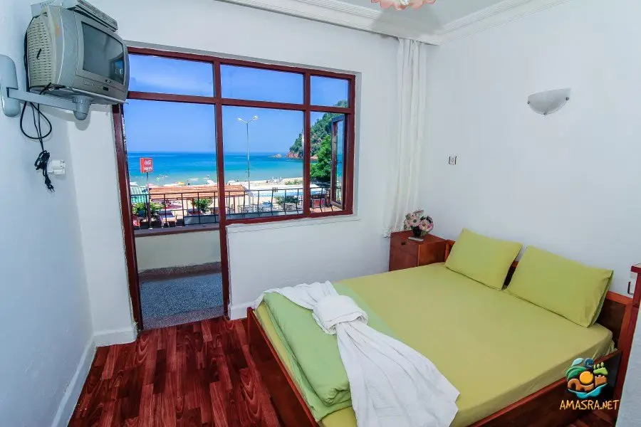 Бартын: Huzur Motel