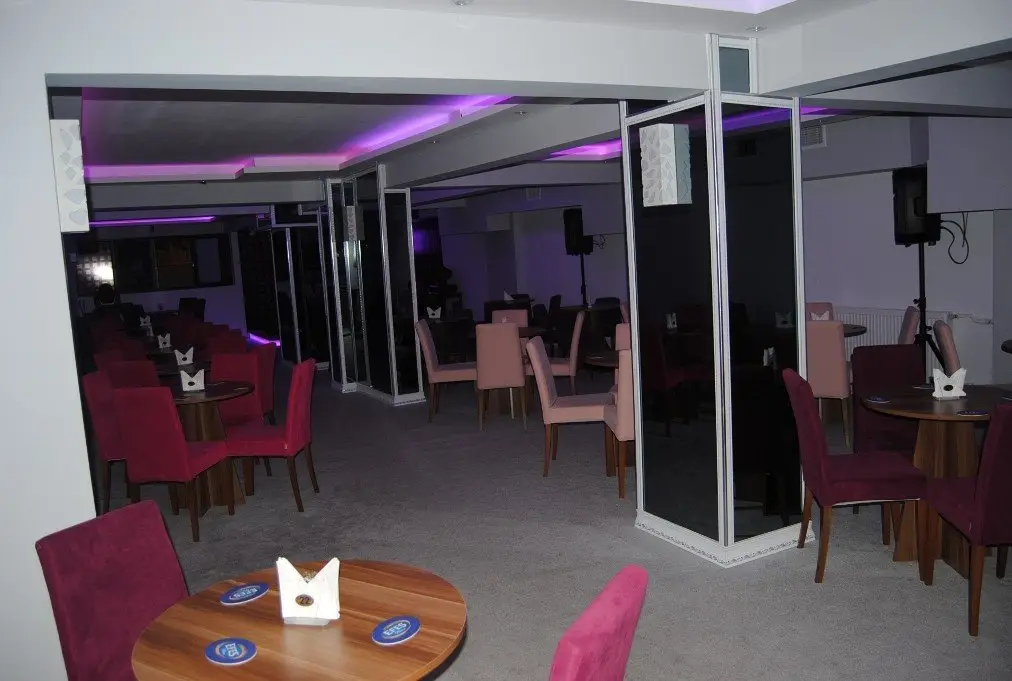 Бандырма: Otel Sarenis City