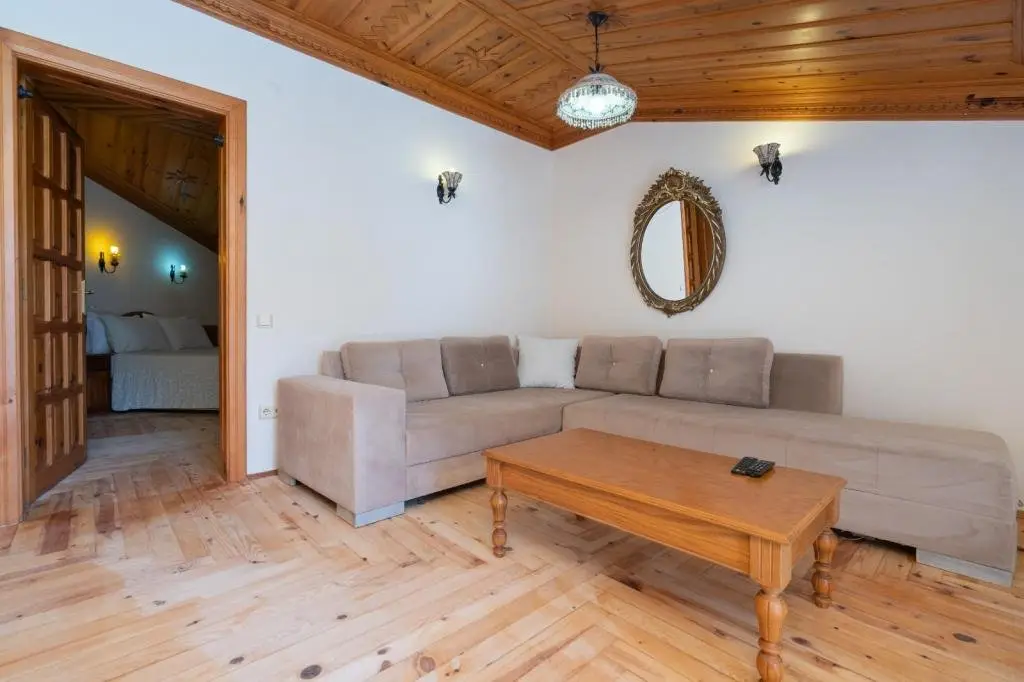 Датча: Dort Mevsim Butik Otel