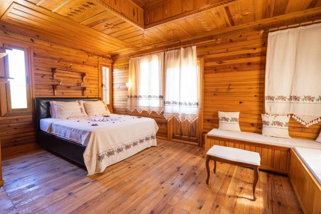 Датча: Dort Mevsim Butik Otel