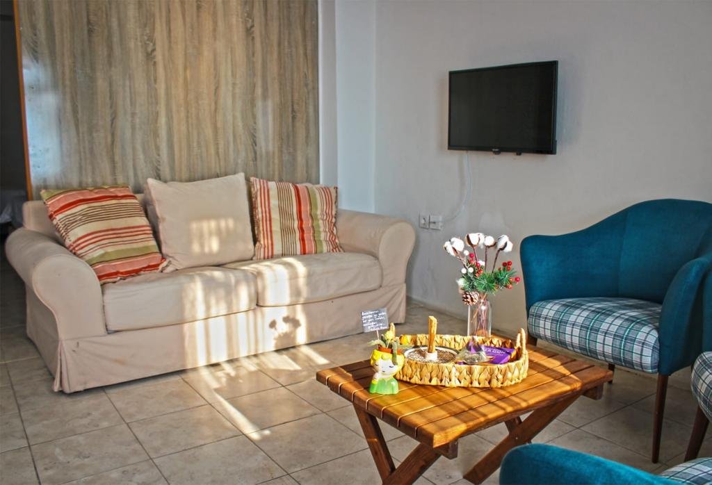 Leon Otel Foca — фото 1