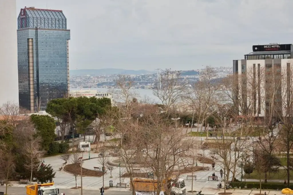 Стамбул: Taksim Square Apartment, Great View, Luxury