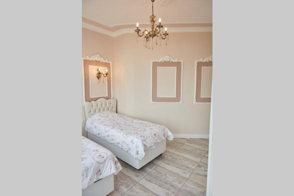 Стамбул: Taksim Square Apartment, Great View, Luxury