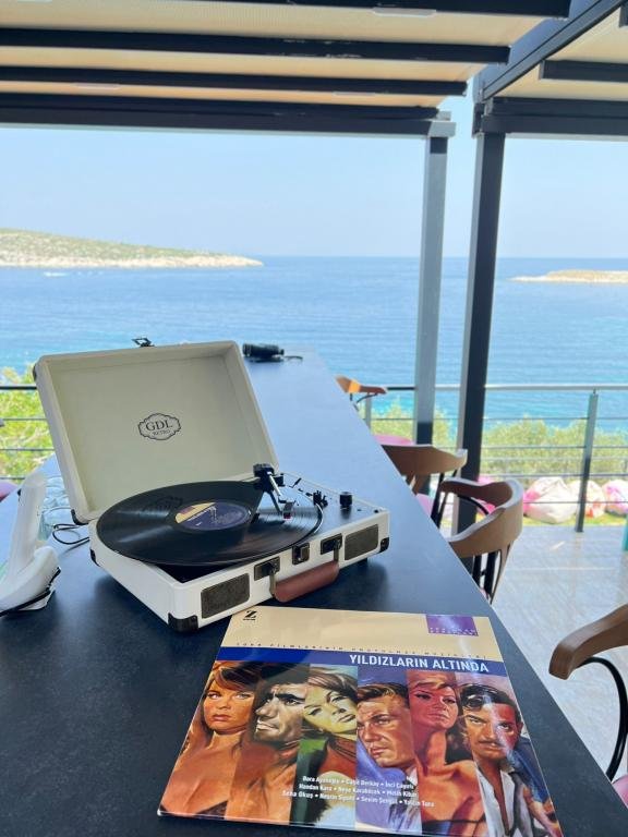 Карабурун: Akvaryum Buti̇k Otel Karaburun