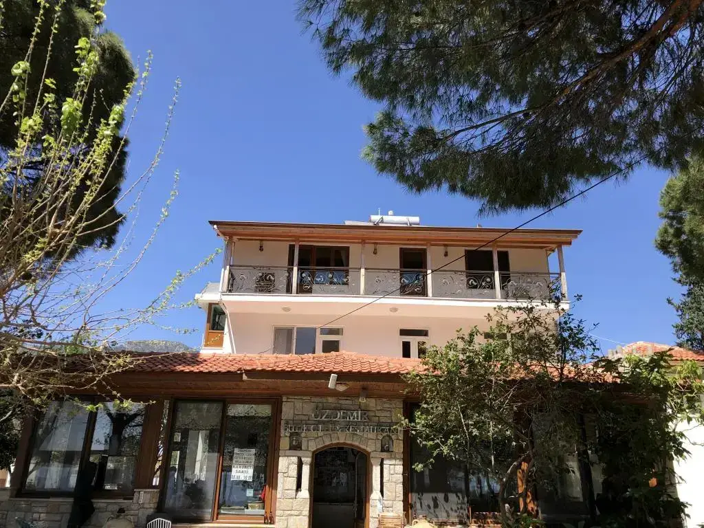Датча: Ozdemir Otel Datca