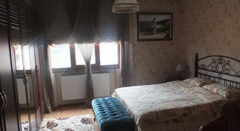 Трабзон: Sungur Sweet Home