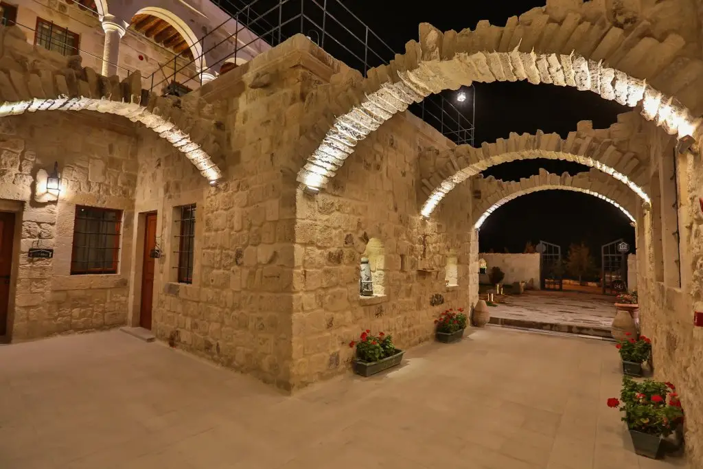 Acropolis Cave Suite Hotel — фото 1