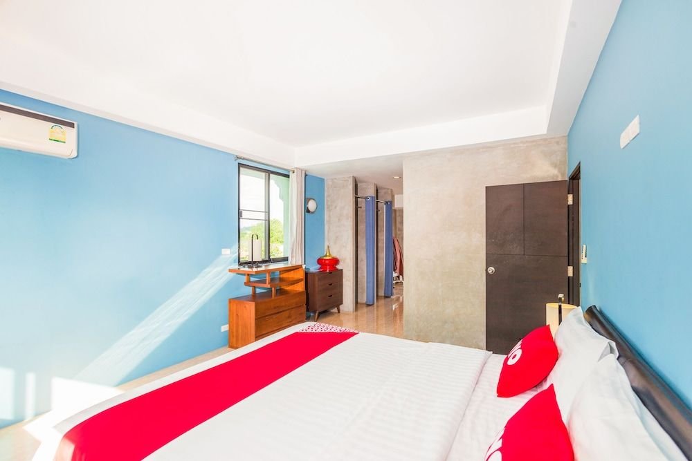 Муанг: Oyo 401 Pine House Rawai