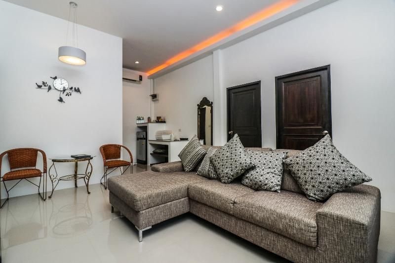 Хуахин: Oyo 119 Baan Noppadol Hua Hin Loft Hotel