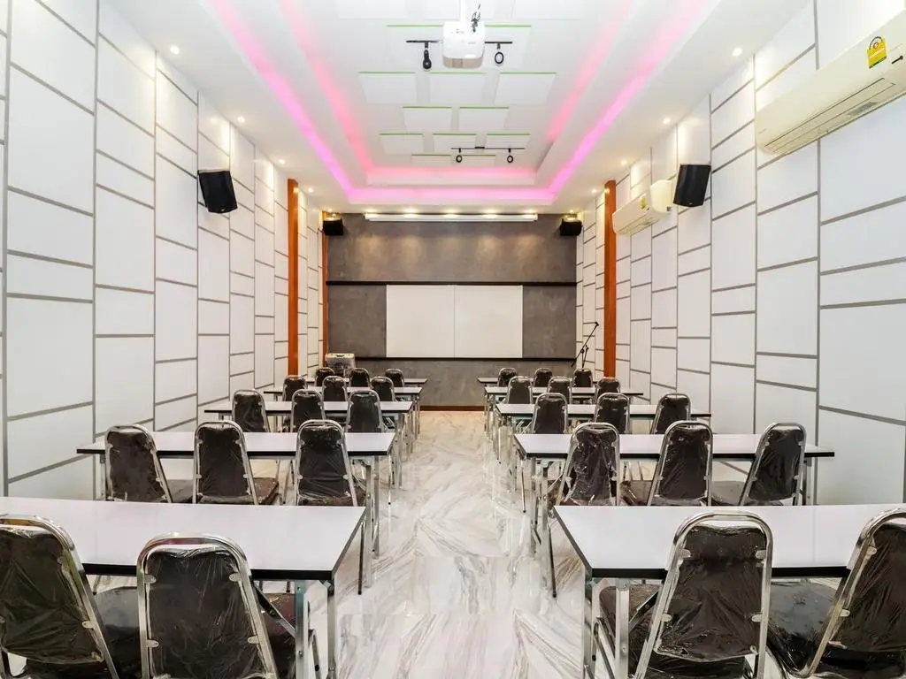 Хуахин: Oyo 119 Baan Noppadol Hua Hin Loft Hotel